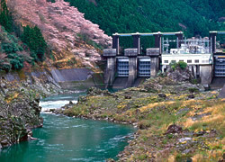 川口ダムの写真１枚目