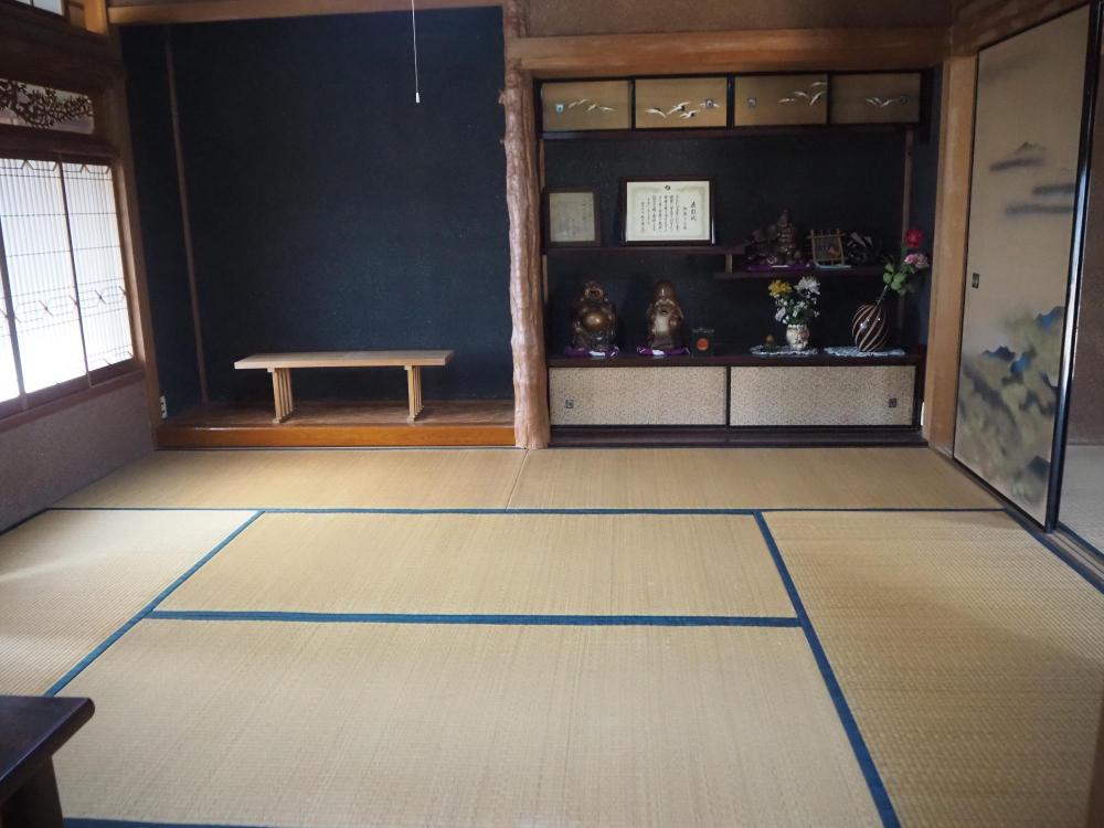 1階フローリングのキッチンの写真