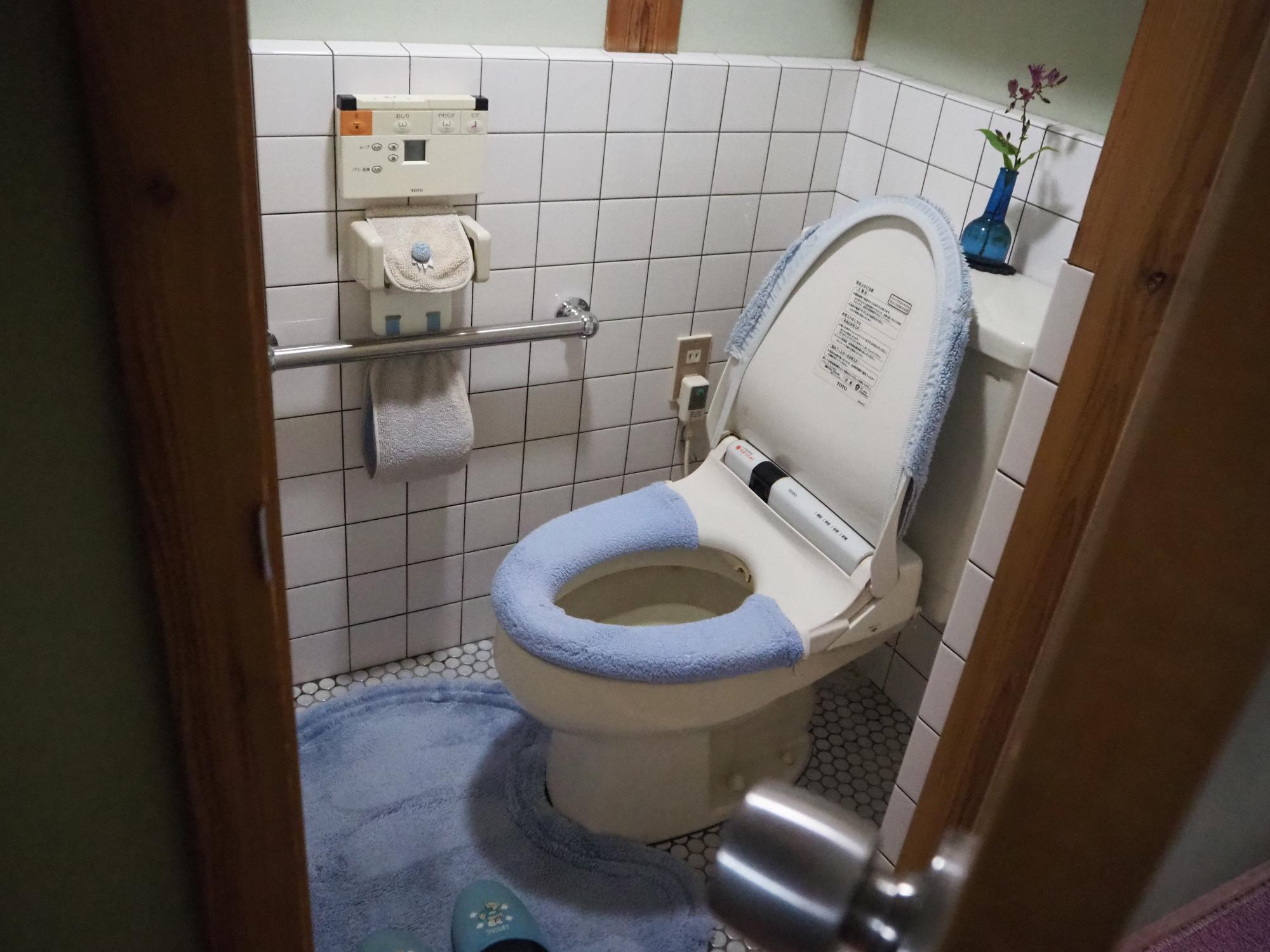 ウオシュレット付の洋式の写真